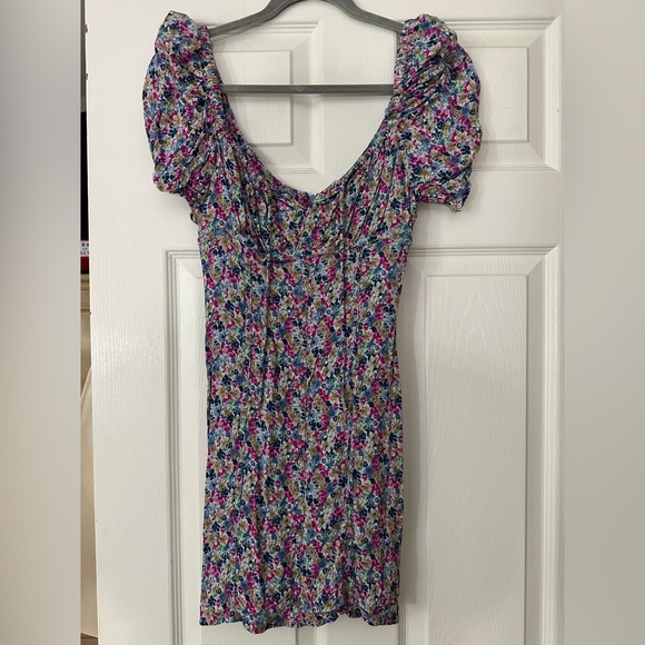 Astr Dresses & Skirts - Astr Multicolor Floral Mini Dress
